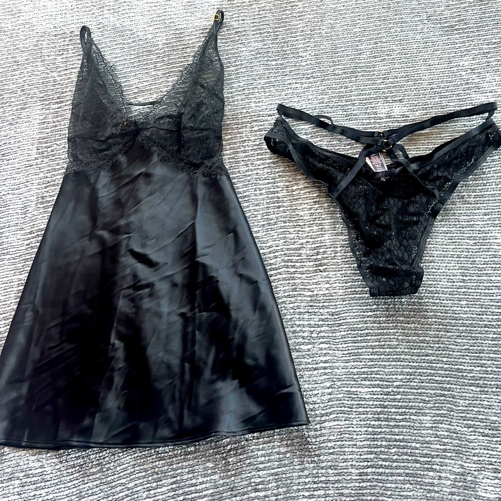 Brand New. Black 2 piece Lingerie Set Size Medium